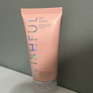 Wishful by huda beauty foaming‎ cleanser